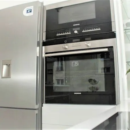 55 M2 With Balcony In The 6th Arrondiss. Lejlighed *